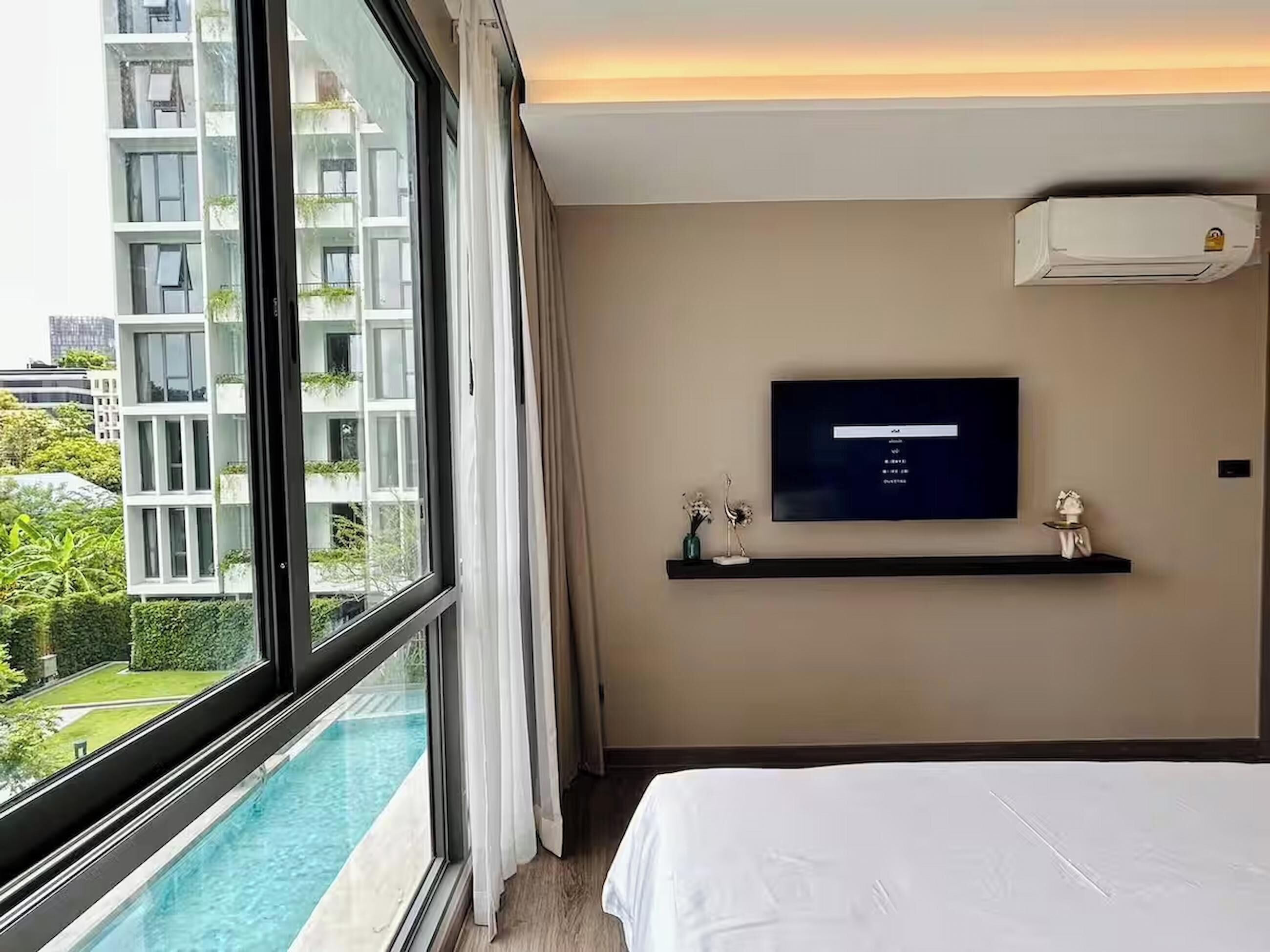 Apartment with Balcony Type H | Laptop workspace, iron/ironing board, free WiFi