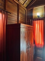 Deluxe-Doppelzimmer, Parkblick | Hochwertige Bettwaren, Minibar, Schreibtisch, kostenloses WLAN