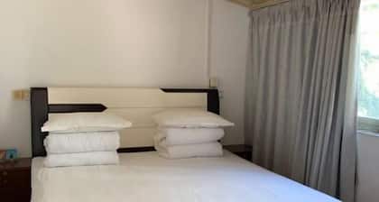 Shijiufeng QingYaFarmhouse