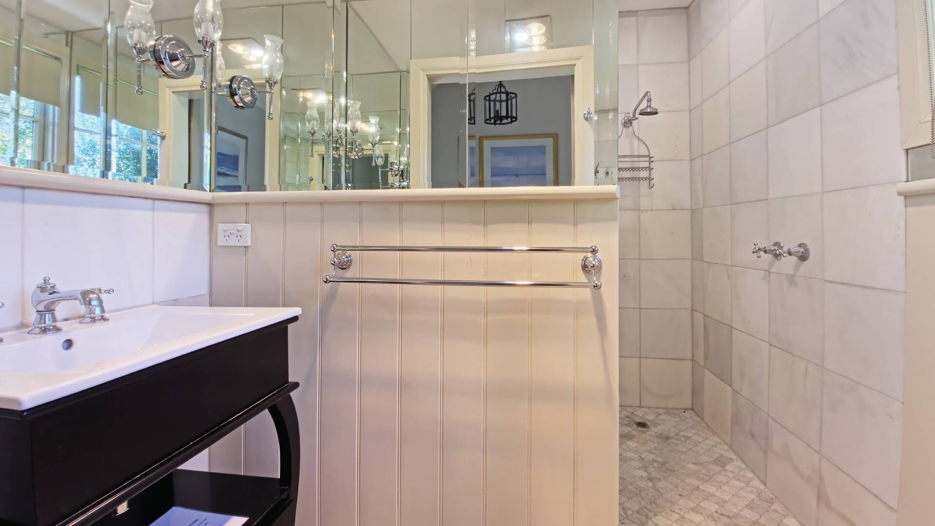 تجهيزات دش، مجففات شعر، مناشف