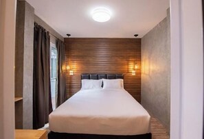 Room - Hoppers Mini (Bangkok)