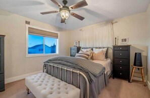 3 Schlafzimmer, Bügeleisen/Bügelbrett, WLAN, Bettwäsche