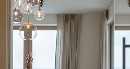 Oostende Bliss: Sea Views & Balcony Escape!