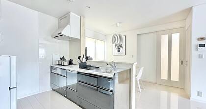 Modern property 15 mins to Kumamoto airport by Restavio