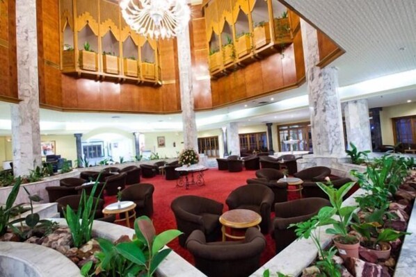 Interior - El Mouradi Palace - Families and Couples Only (Akouda)