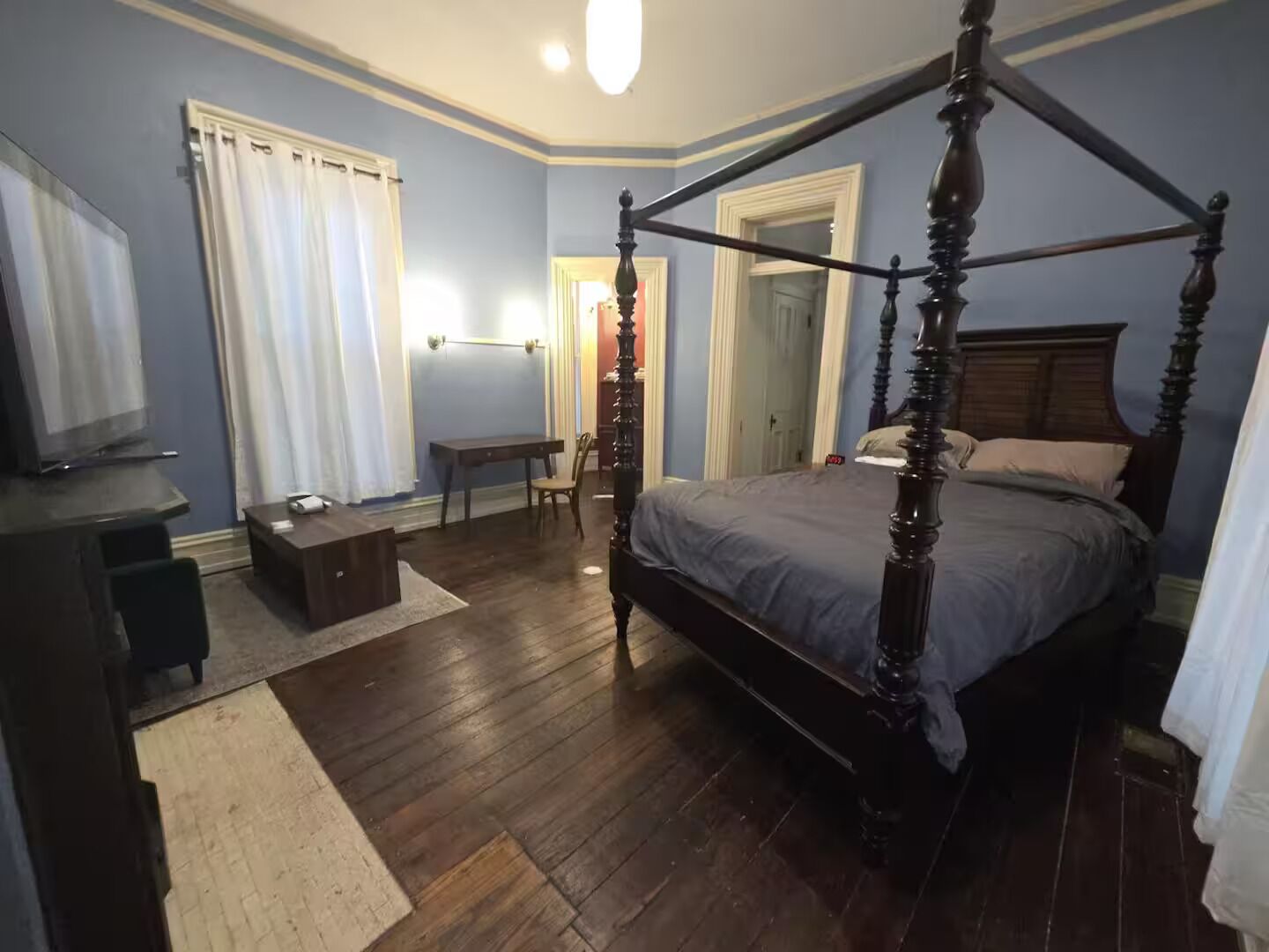 5 dormitoris, planxa i posts de planxar, wifi i roba de llit 