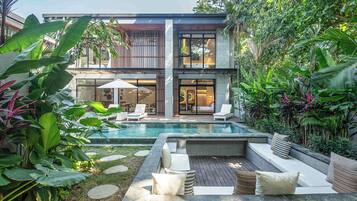 Villa (5 Bedrooms) | Aussenbereich