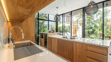 Villa (6 Bedrooms) | Exterieur