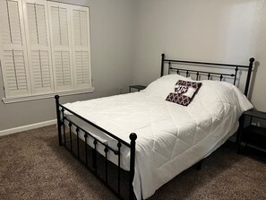 4 camere, Wi-Fi gratuito, lenzuola