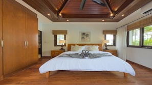 Villa, Terrasse, Poolblick