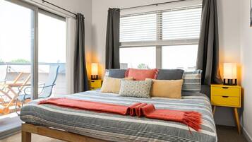 2 bedrooms, desk, iron/ironing board, free WiFi