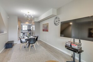 Dining - Home Base w/ Easy 1-80 Access: 4 Mi to Dtwn Reno! (Reno)