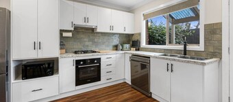 Modern Townhouse in the Heart of Warrnambool’s CBD