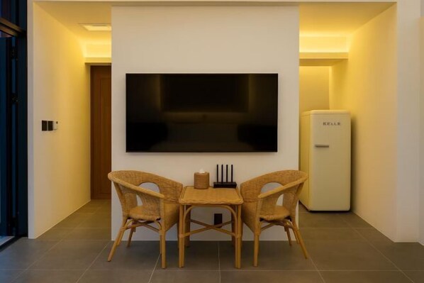 Cribs/infant beds - Dodu trophycal Pool Villa near by Airport (Jeju)