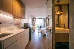 Cribs/infant beds - Escape Condominium Beachfront Suites - Mae Phim (Klaeng)