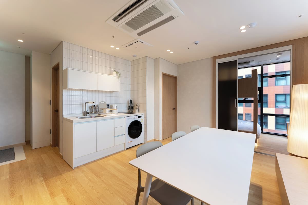 TV connectée de 32 pouces avec chaînes numériques