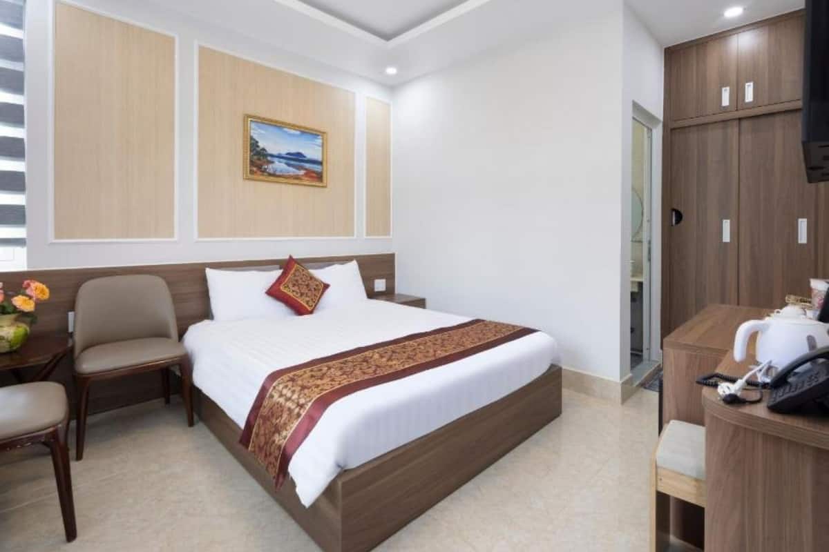 Standard Double Room, City View | Desk, laptop workspace, free WiFi