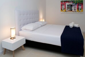 4 bedrooms, in-room safe, free WiFi, bed sheets - Beautiful 3 Bedroom Old City House (Cartagena)