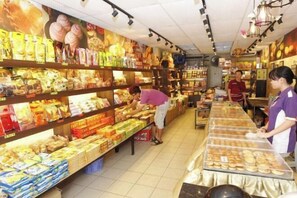 Gift shop - Residensi Pr1ma Kampung Paloh By Francis (Ipoh)