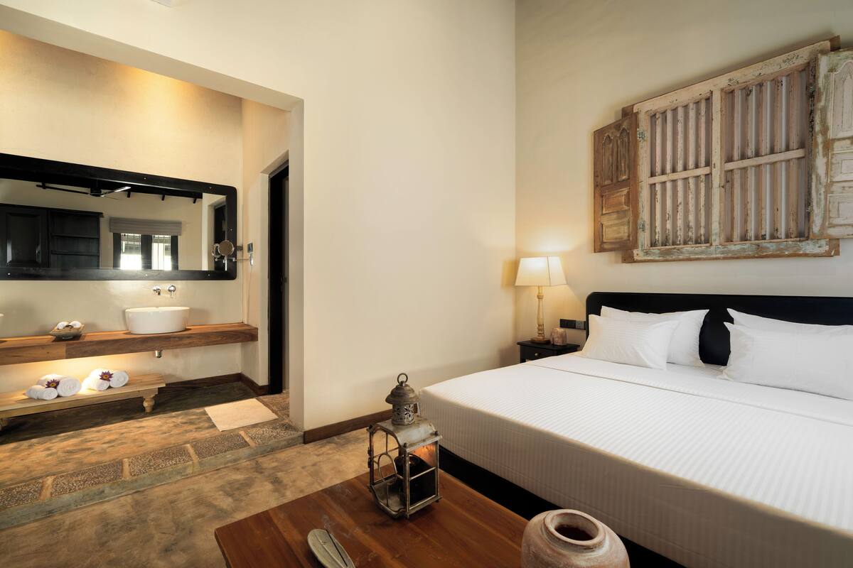 Lily Bungalow with Private Pool | Egyptian cotton sheets, premium bedding, memory foam beds, in-room safe