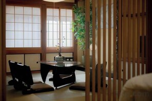 Interior - Rakuyado Turuhashi (Osaka)