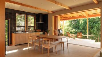 65-inch Smart TV with digital channels, video-game console, Netflix