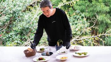 룸서비스 - 식사