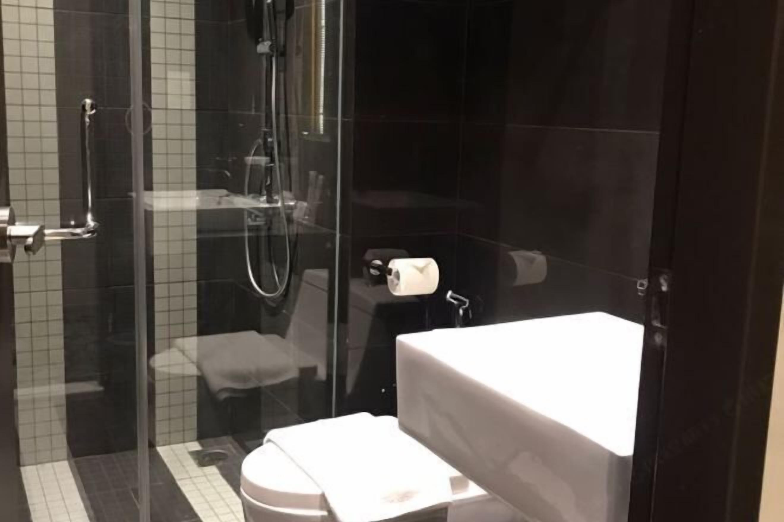 Desk, iron/ironing board, free WiFi