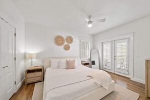 2 bedrooms, iron/ironing board, travel cot, free WiFi