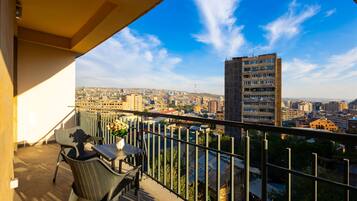 Appartamento Basic, balcone, vista città | Balcone