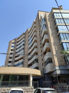 Bagian depan properti