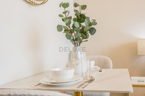 Dineren