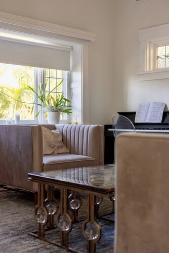 Room-private B&B Near Airport, Beach, an