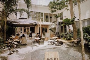 Unclassified image, 2 of 10, button - Express by M Village Ly Chinh Thang, a brand of Modern Village Lifestyle (Ho Chi Minh City)