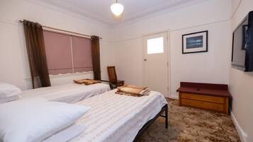 3 Schlafzimmer, Bügeleisen/Bügelbrett, WLAN, Bettwäsche