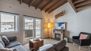 Estudio (Loft Sleeps 2) | Área de sala de estar