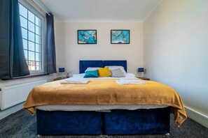 1 bedroom, iron/ironing board, free WiFi - 1 Bed Flat Wanstead E11 2PF | Save 10% LongStay | Contractors | Wi-Fi | Sleeps4 | Parking (Greater London)