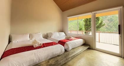 Baan Daeng Resort