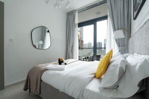 1 bedroom, in-room safe, desk, iron/ironing board