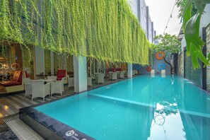 Piscina externa