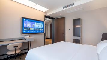 Basic Single Room | Iron/ironing board, free WiFi