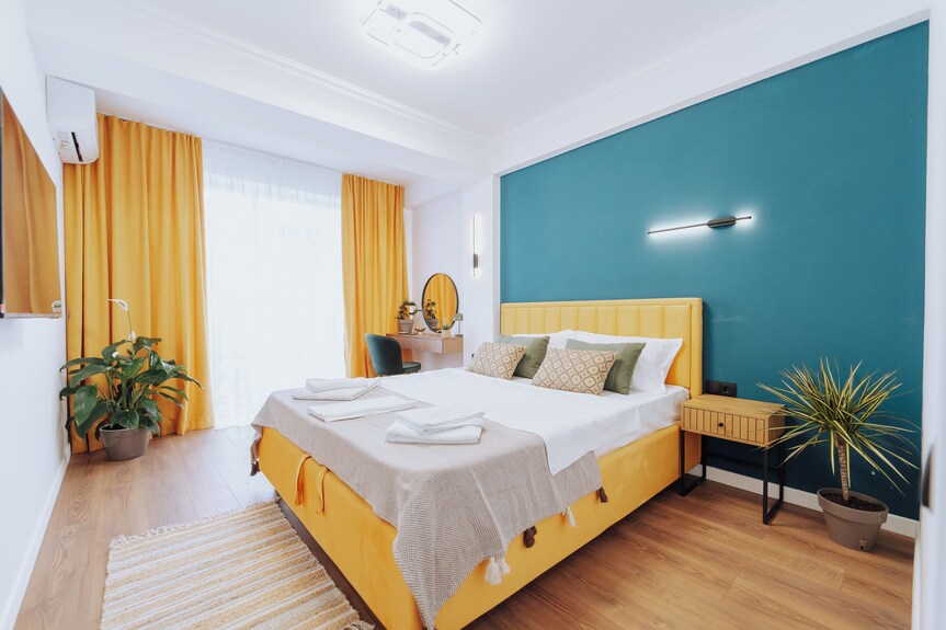 Renovated 1br City View Workspace - 키시나우