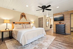 5 bedrooms, iron/ironing board, free WiFi, bed sheets - Luxury VIEWS from 4700', Hot Tub, Fire Pit, Modern Rustic 5BR  with huge deck! (Seven Devils)