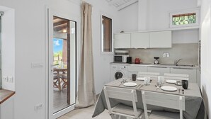 Refrigerador, microondas, horno, lavavajillas