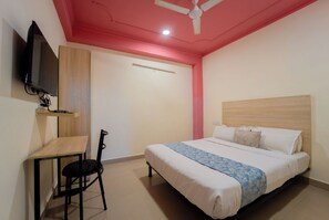 Deluxe Room - HOTEL CAPITOL SQUARE (Jaipur)