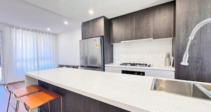 Blue Haven Retreat - Marsden Park Townhouse