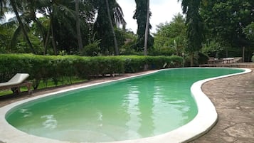 Piscina all'aperto