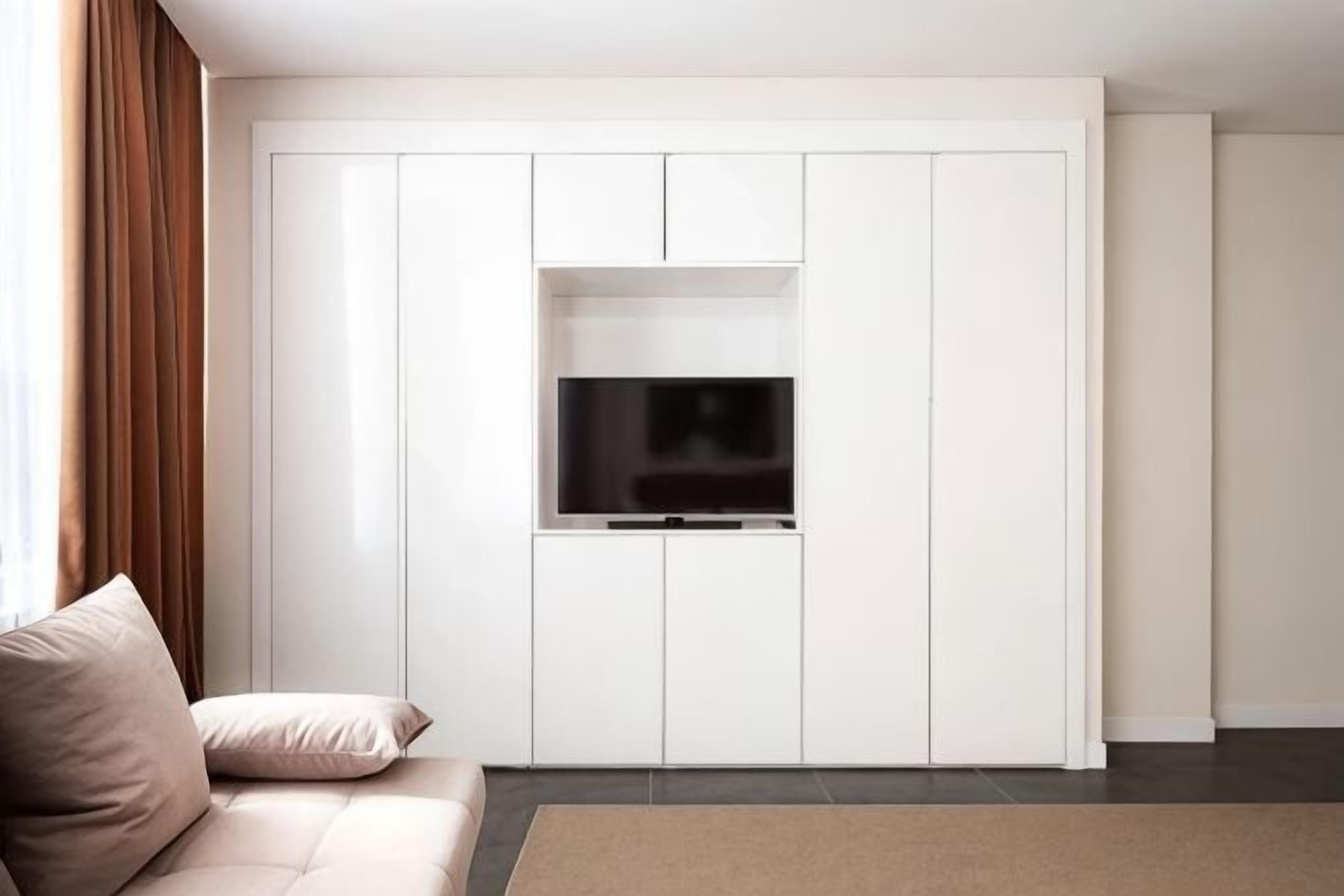Cribs/infant beds