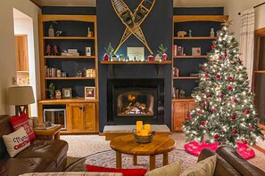 Smart TV, fireplace, video games, DVD player