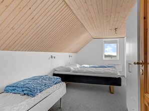 6 bedrooms, internet